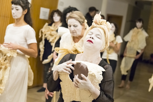 TALLER DE DANSA BUTOH “MONÒLEG DE L’ÀNIMA”